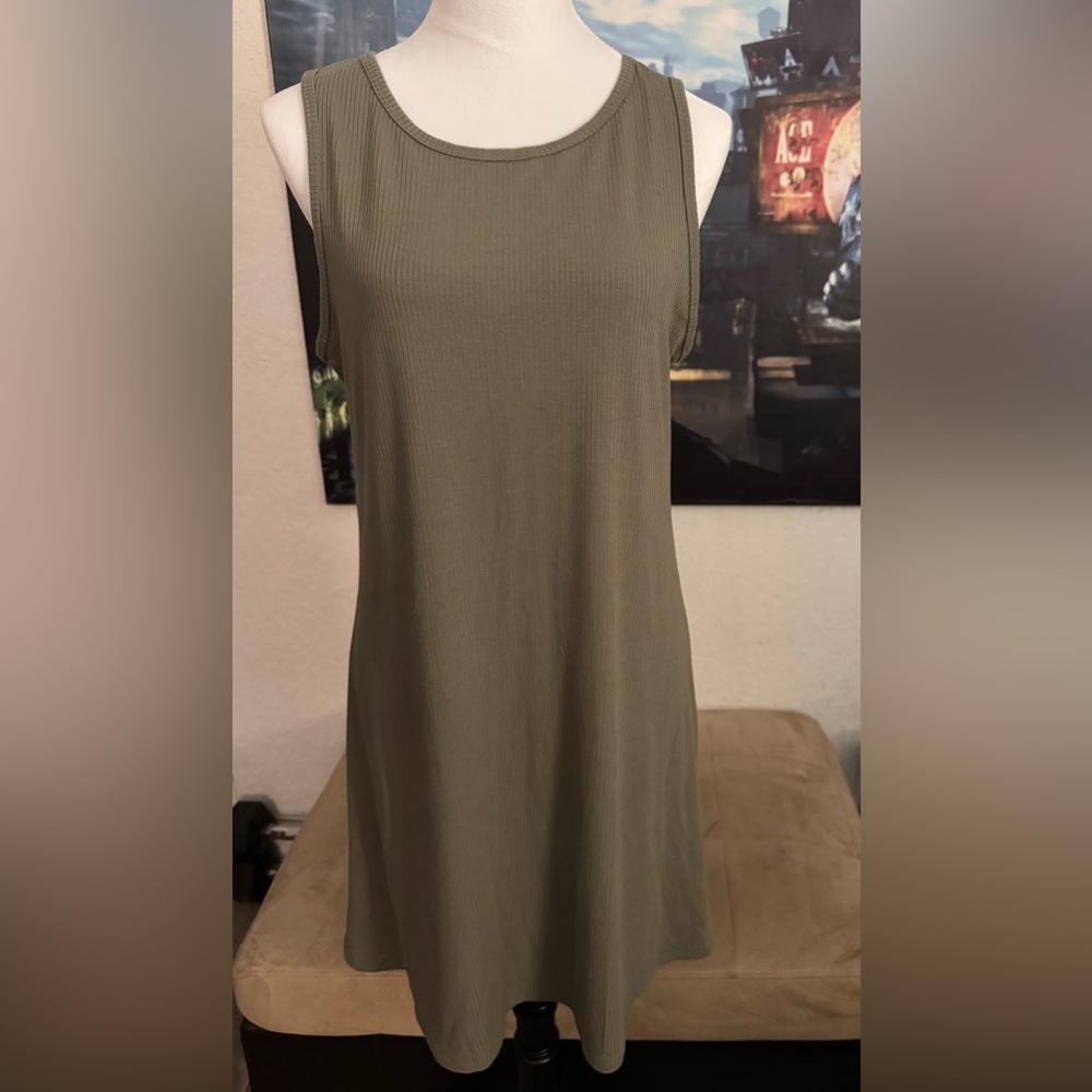 So Flowy Dress - Sz L